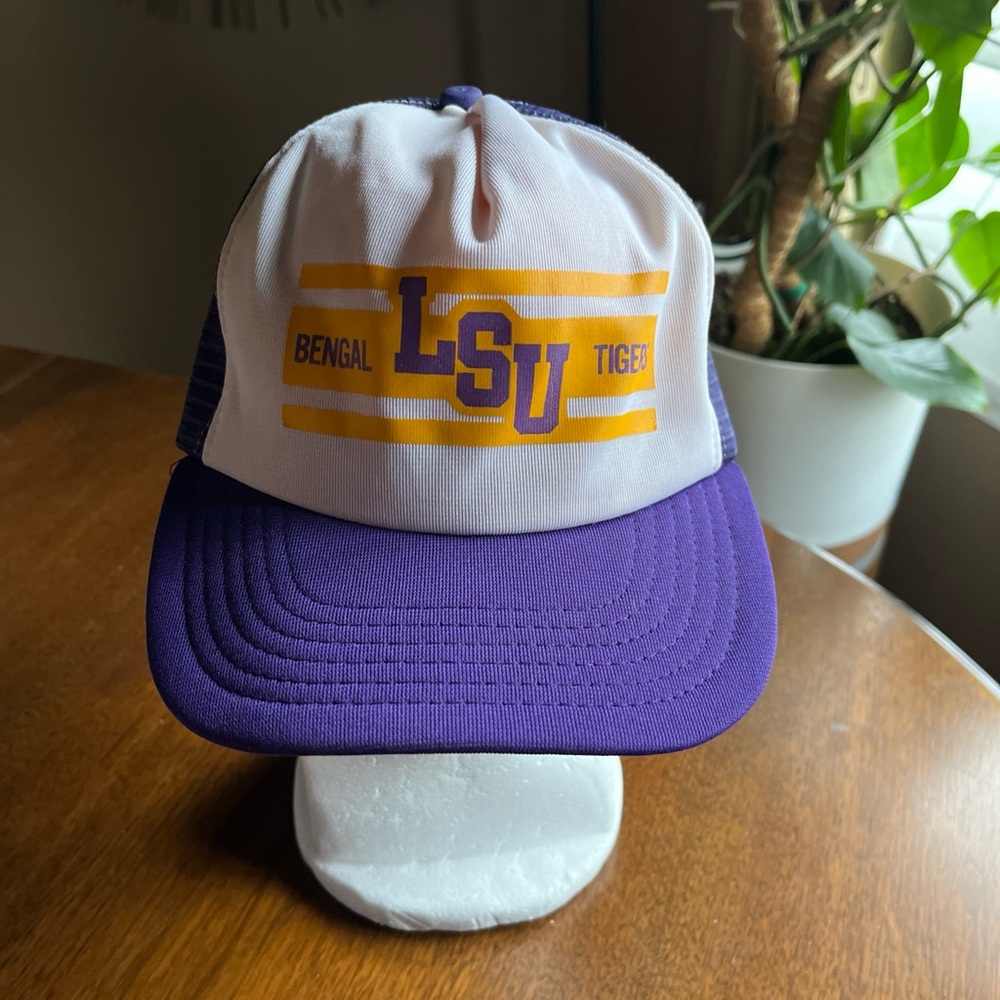 Retro 1980s LSU Bengal Tigers Stripes Snapback Mesh Trucker Hat Ball Cap Vtg